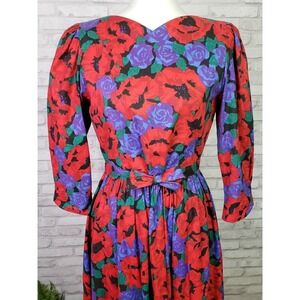Vintage 1980s Floral Fit & Flare Dress‎ Size 6 Cottagecore Twee Modest